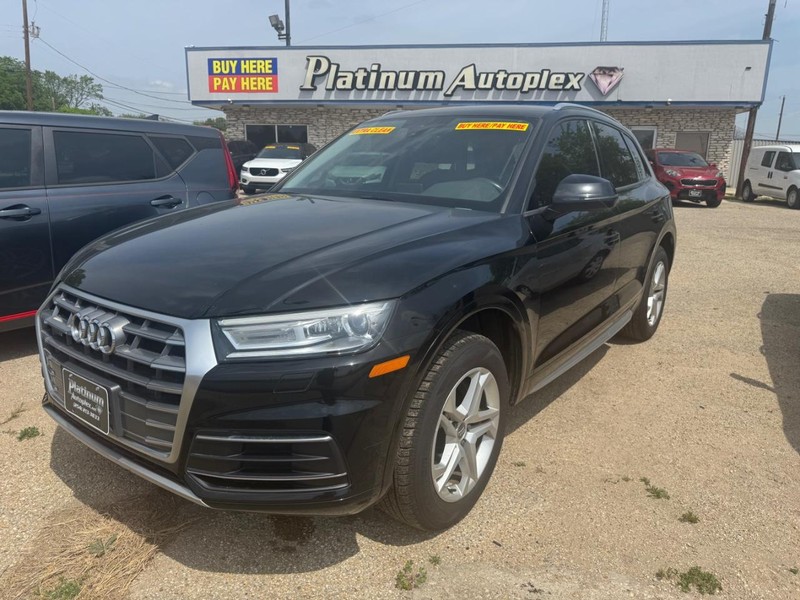 Audi Q5 Vehicle Image 03