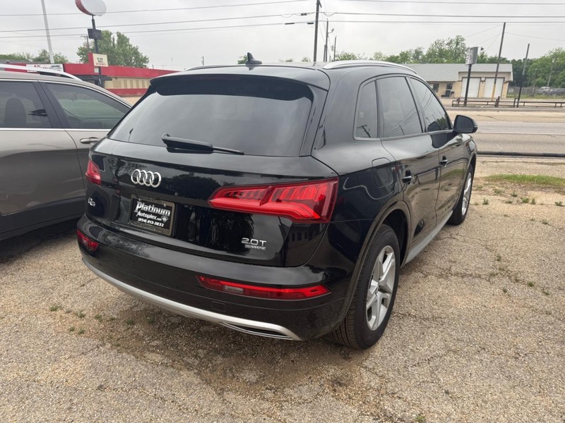 Audi Q5 Vehicle Image 06