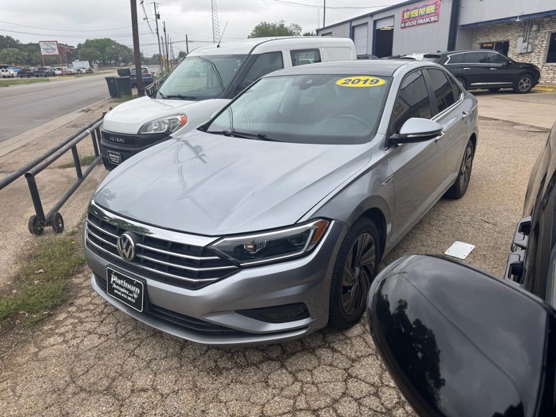 Volkswagen Jetta Vehicle Image 03