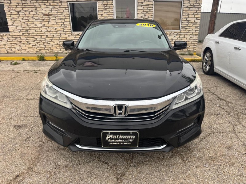 Honda Accord Sedan Vehicle Image 02