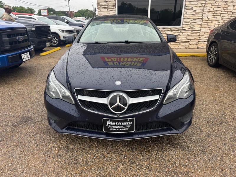 Mercedes-Benz E-Class Vehicle Image 02