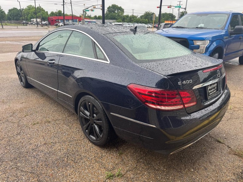 Mercedes-Benz E-Class Vehicle Image 05