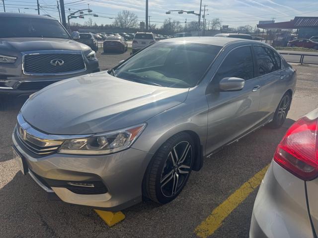 Honda Accord Sedan Vehicle Image 04