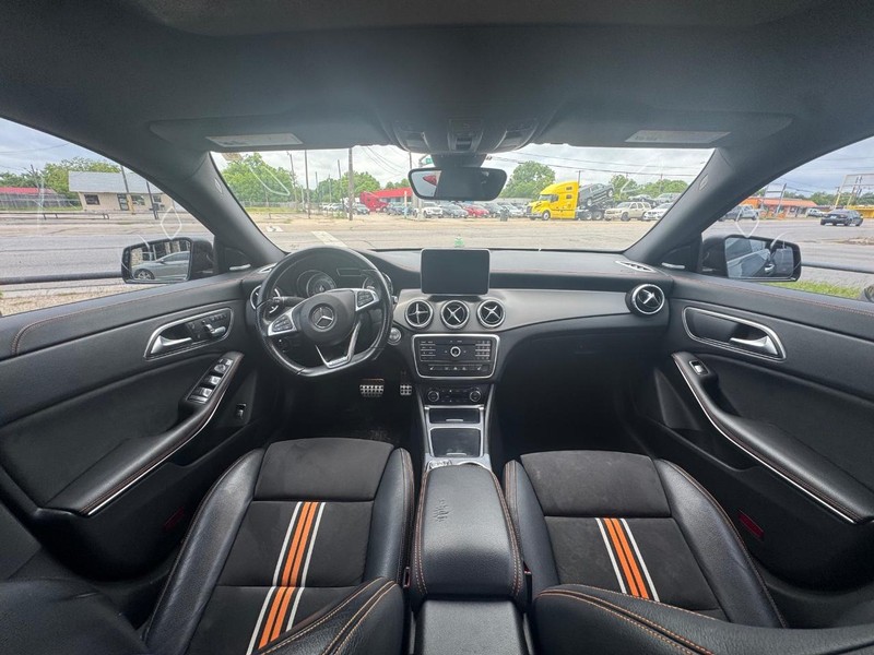 Mercedes-Benz CLA Vehicle Image 07