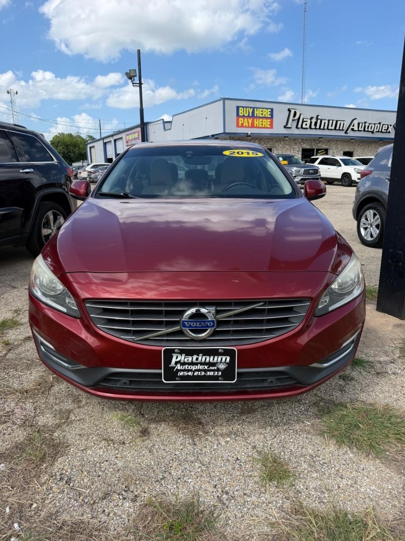 Volvo S60 Vehicle Image 02