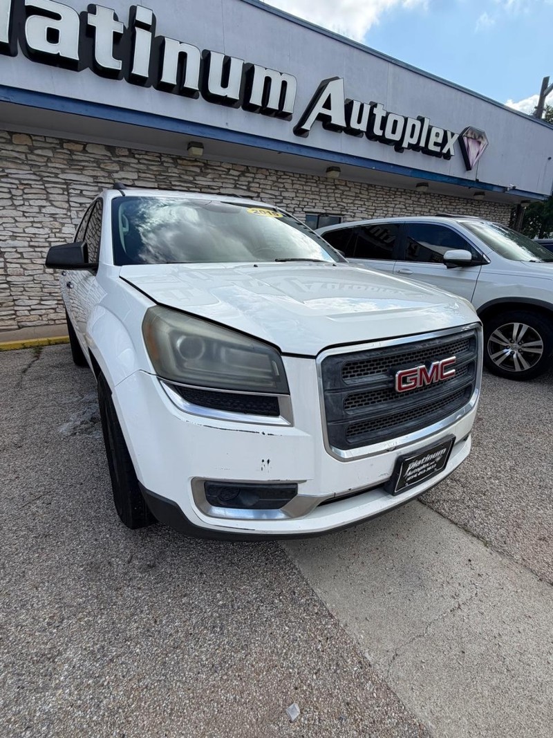 GMC Acadia Vehicle Image 03