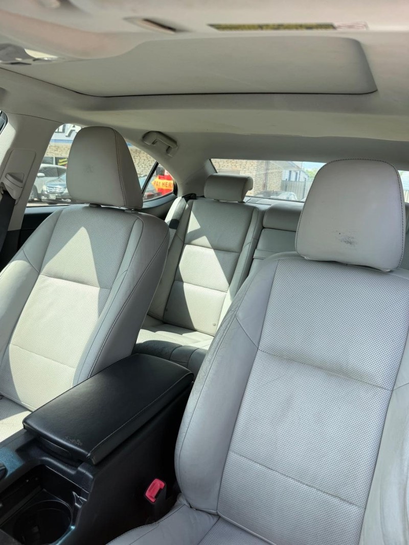 Lexus ES 350 Vehicle Image 08
