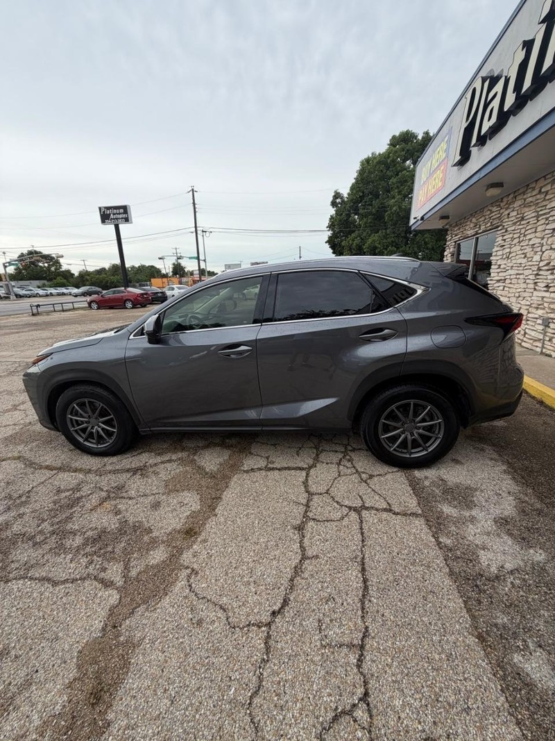 Lexus NX 200t Vehicle Image 04