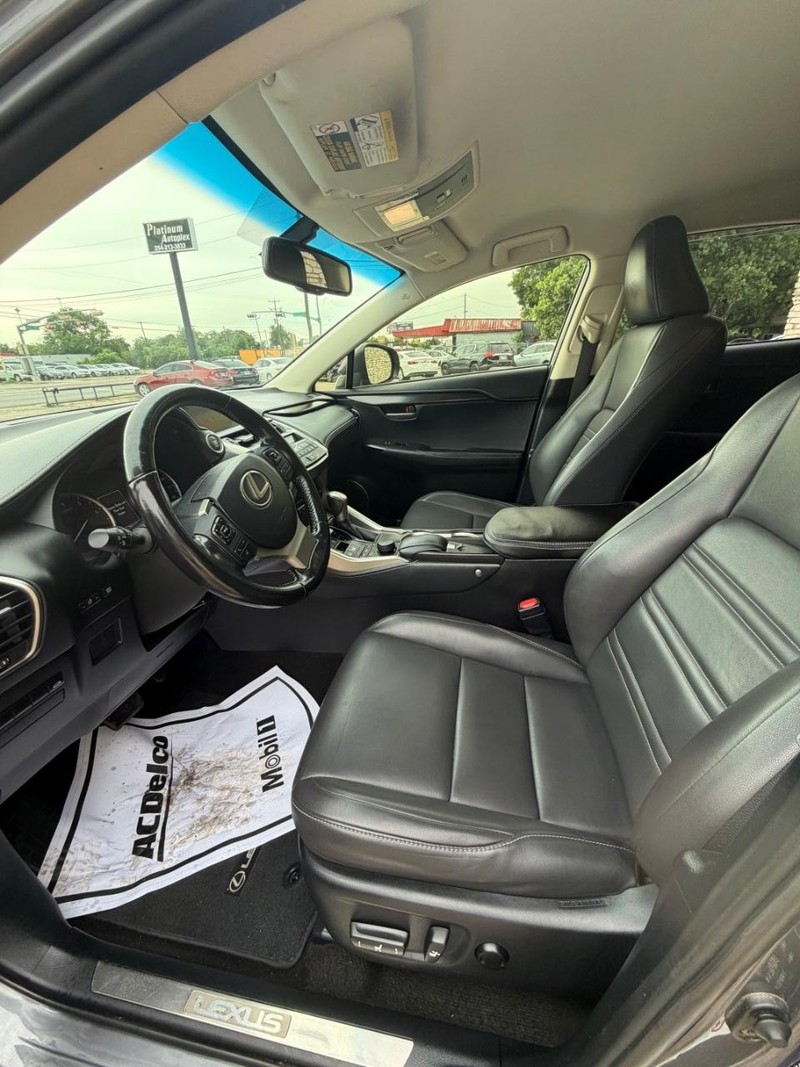 Lexus NX 200t Vehicle Image 08