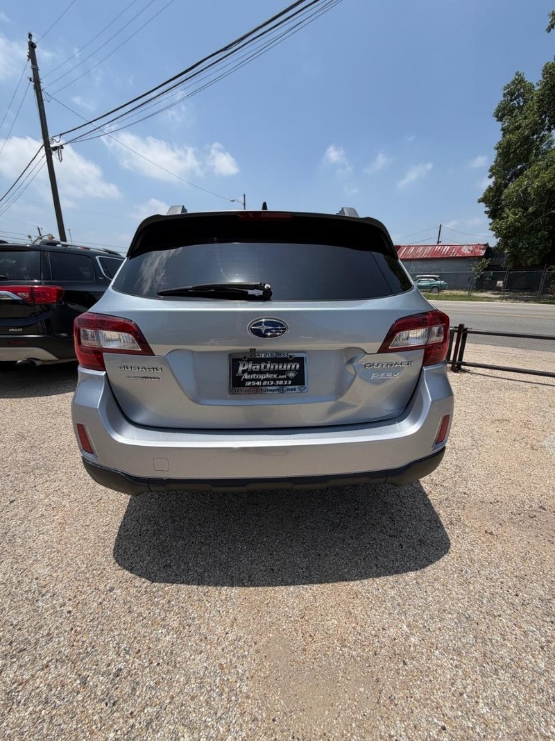 Subaru Outback Vehicle Image 03