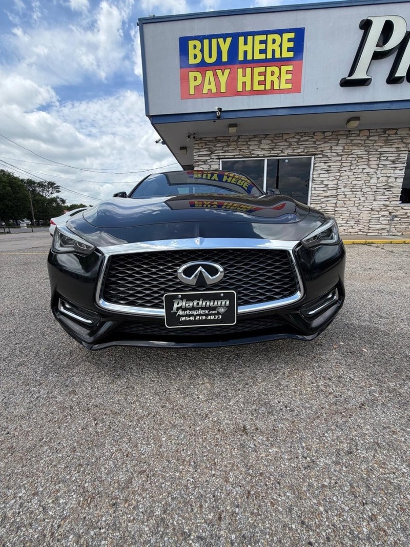 INFINITI Q60 Vehicle Image 02