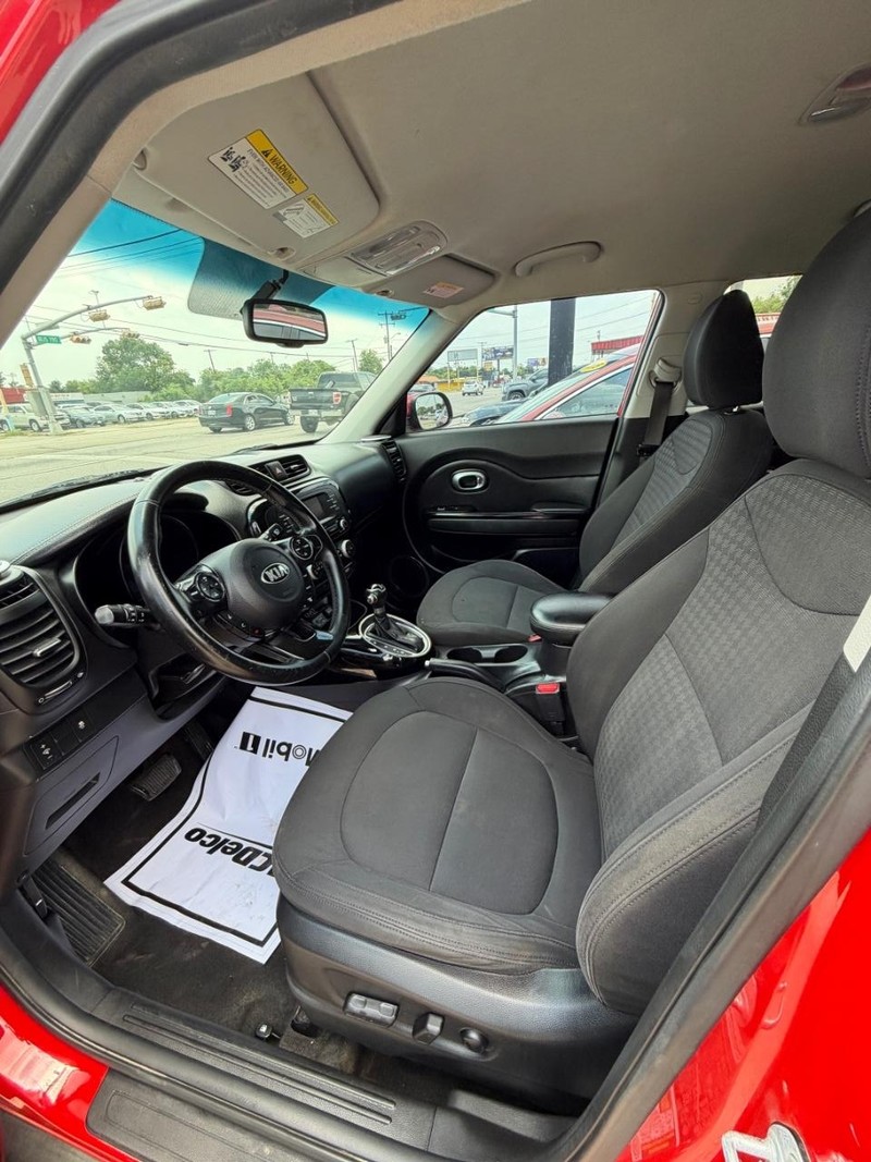 Kia Soul Vehicle Image 07