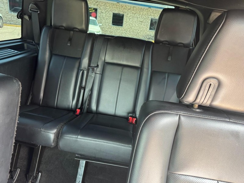Ford Expedition Vehicle Image 05