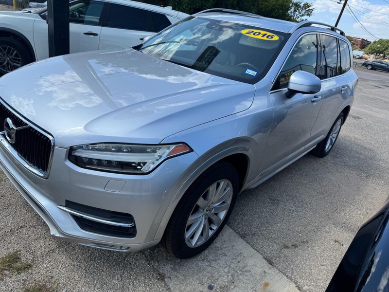 Volvo XC90 Vehicle Image 02