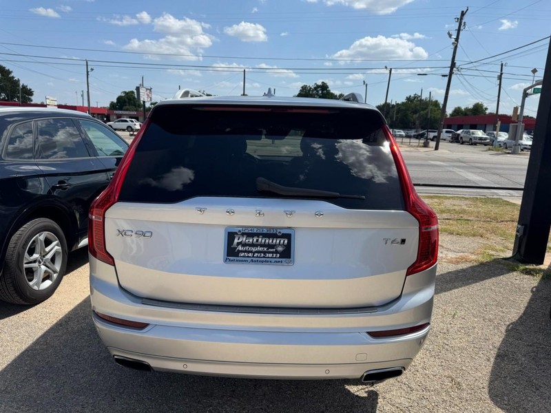 Volvo XC90 Vehicle Image 06