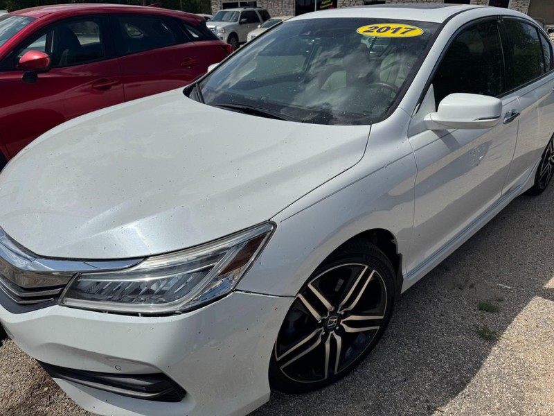 Honda Accord Sedan Vehicle Image 02