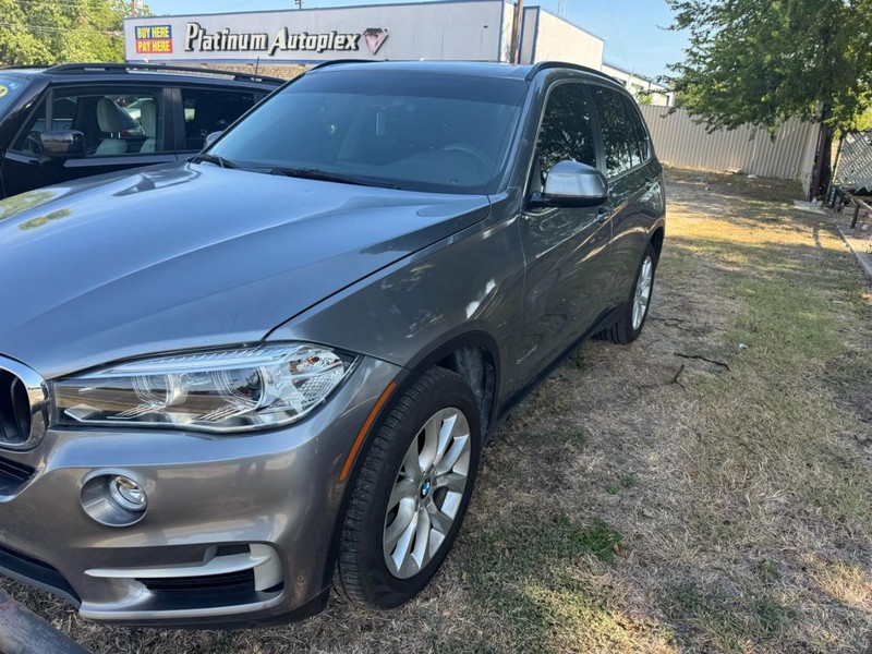 BMW X5 Vehicle Image 02
