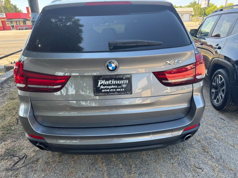 BMW X5 Vehicle Image 07