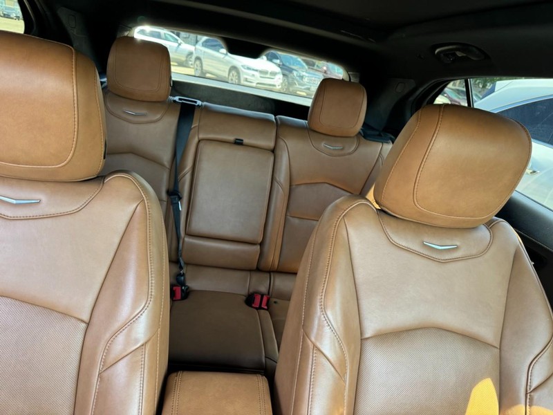 Cadillac XT4 Vehicle Image 04