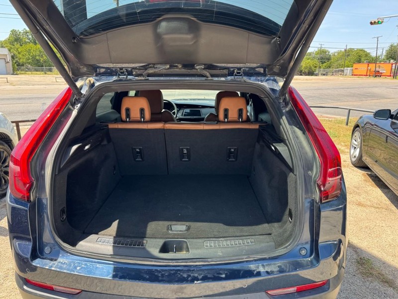 Cadillac XT4 Vehicle Image 06