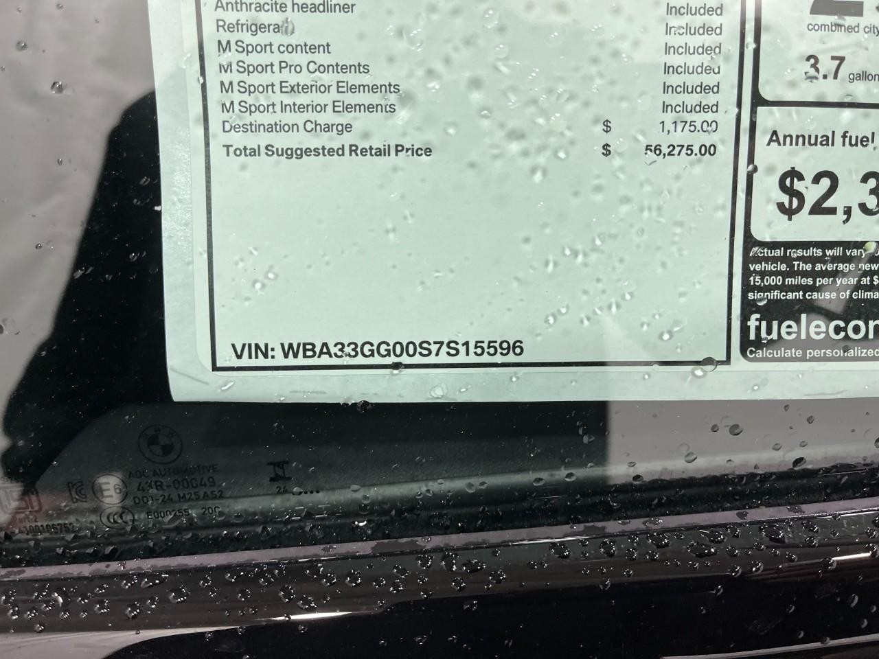 BMW 2 Series Vehicle Full-screen Gallery Image 37