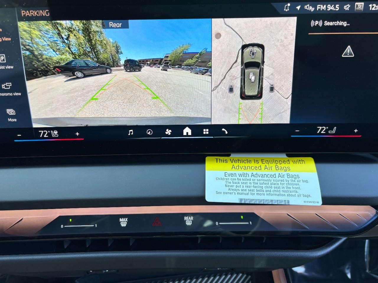 BMW X3 Vehicle Full-screen Gallery Image 25