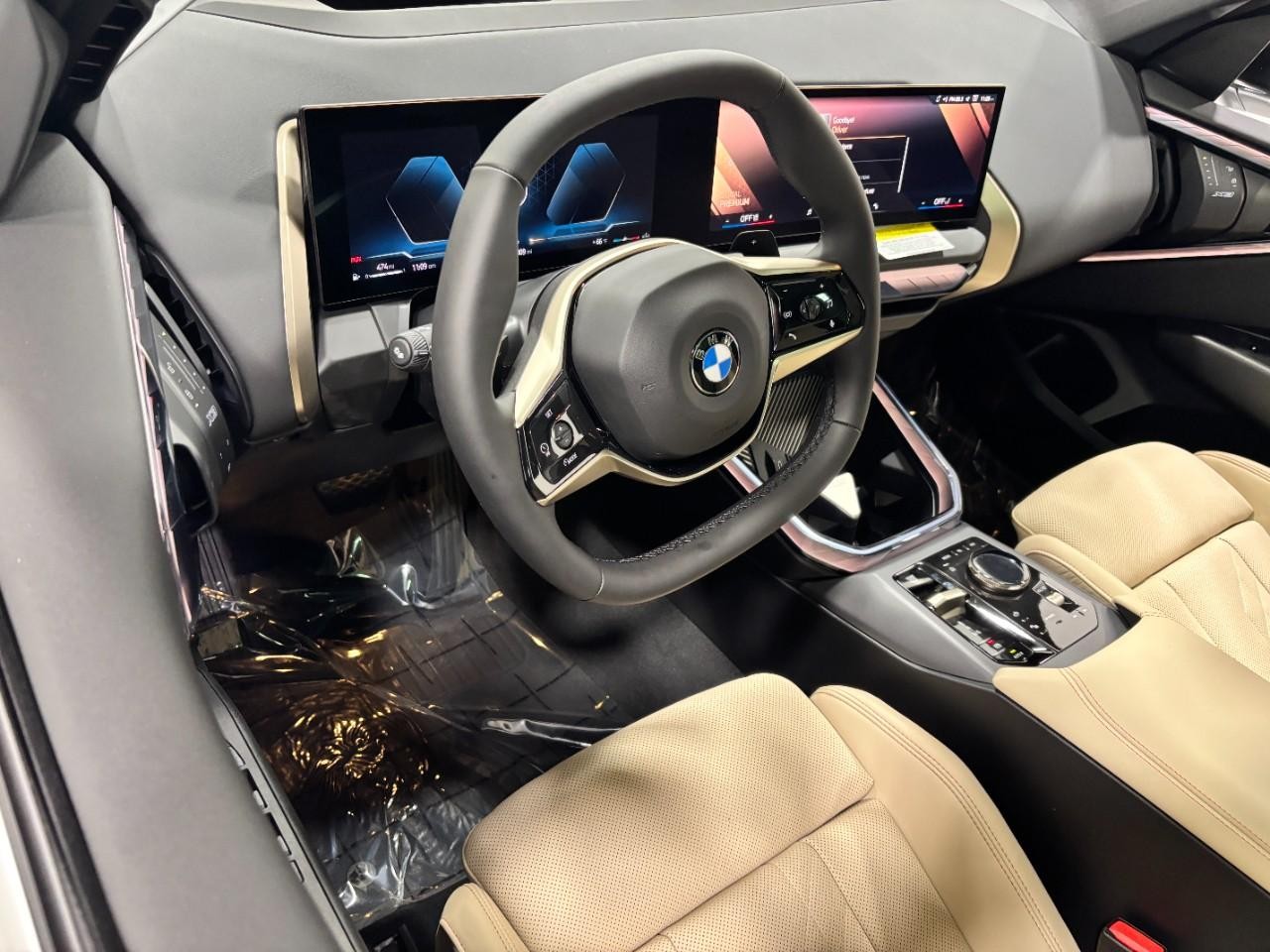 BMW X3 Vehicle Full-screen Gallery Image 20