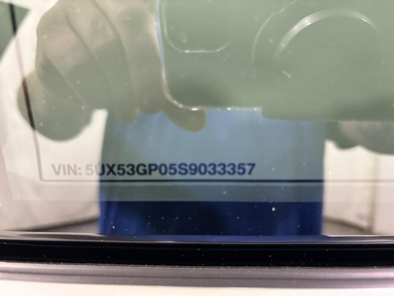 BMW X3 Vehicle Full-screen Gallery Image 41