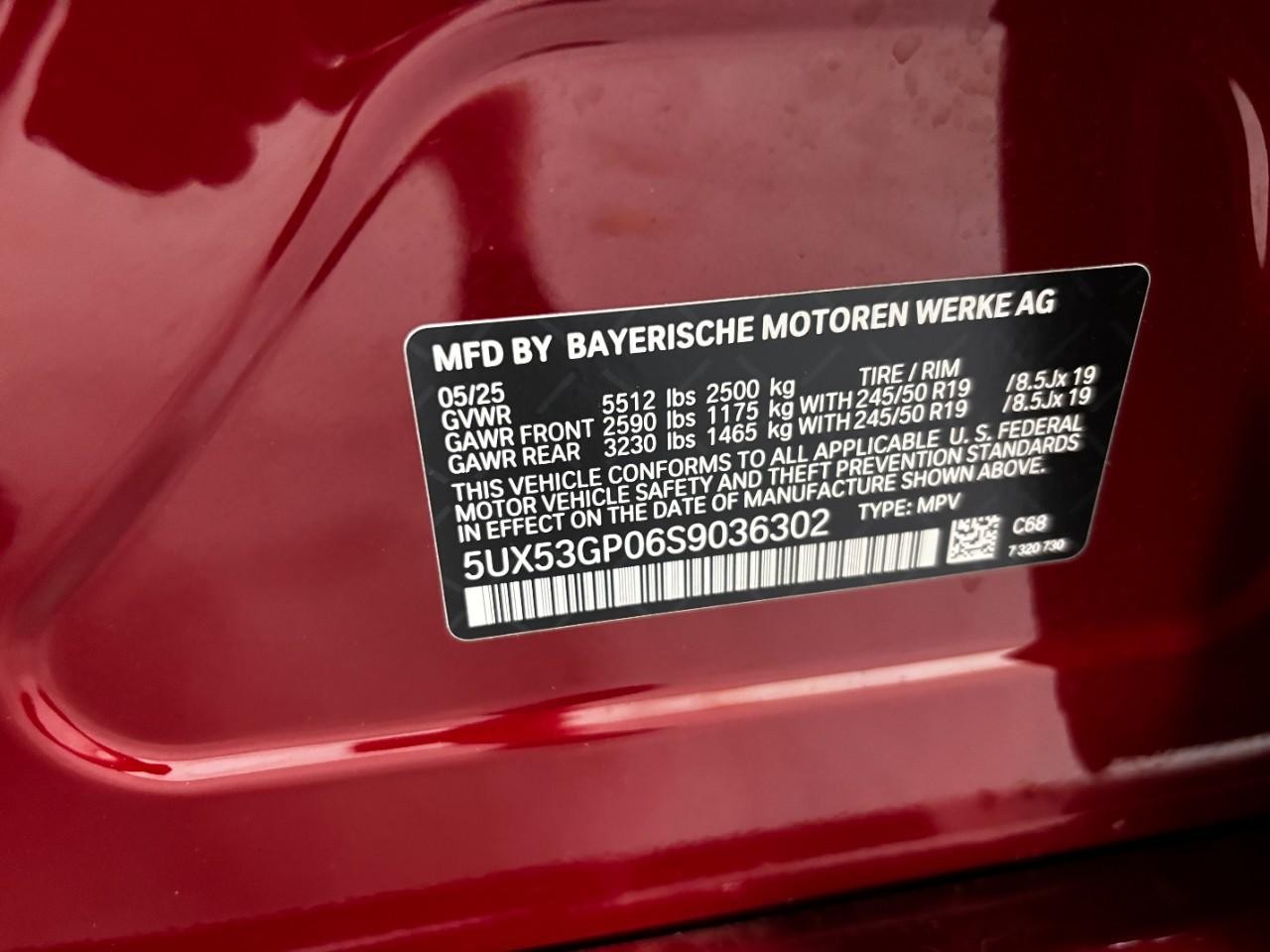 BMW X3 Vehicle Full-screen Gallery Image 40