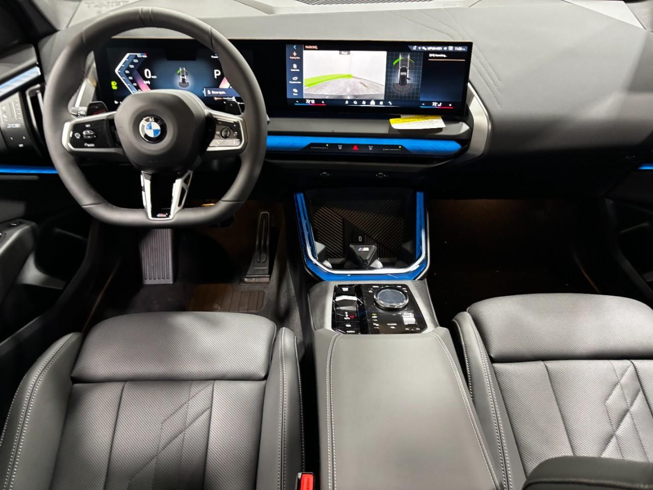 BMW X3 Vehicle Full-screen Gallery Image 14