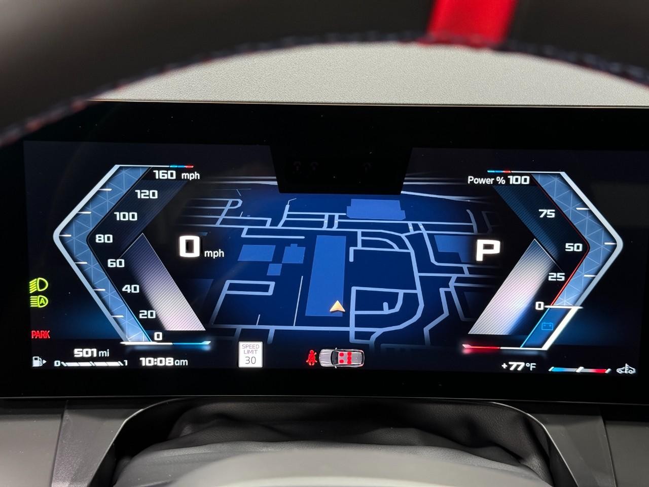 BMW X3 Vehicle Full-screen Gallery Image 30