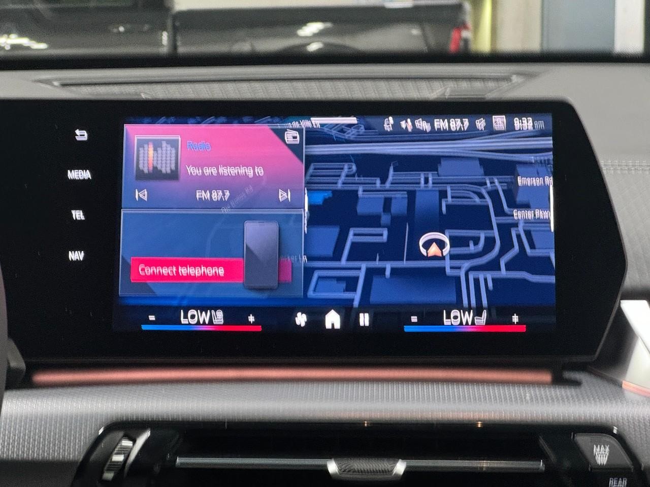 BMW X2 Vehicle Full-screen Gallery Image 14