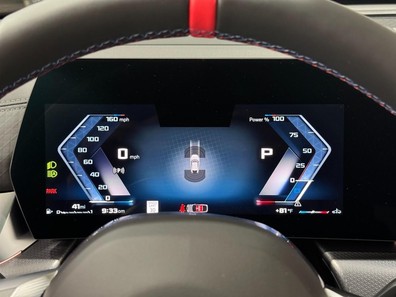 BMW X2 Vehicle Full-screen Gallery Image 33