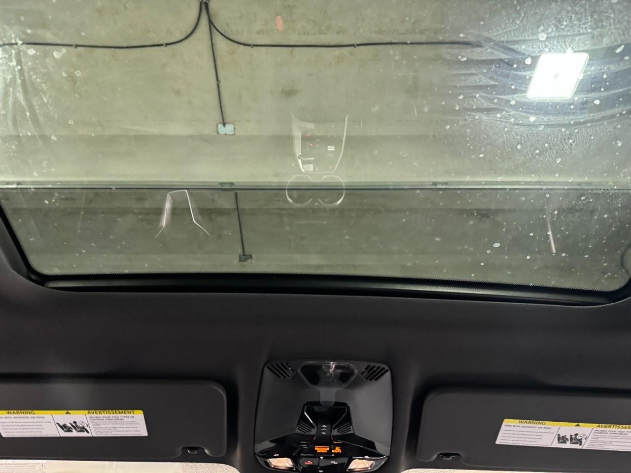 BMW X1 Vehicle Full-screen Gallery Image 11