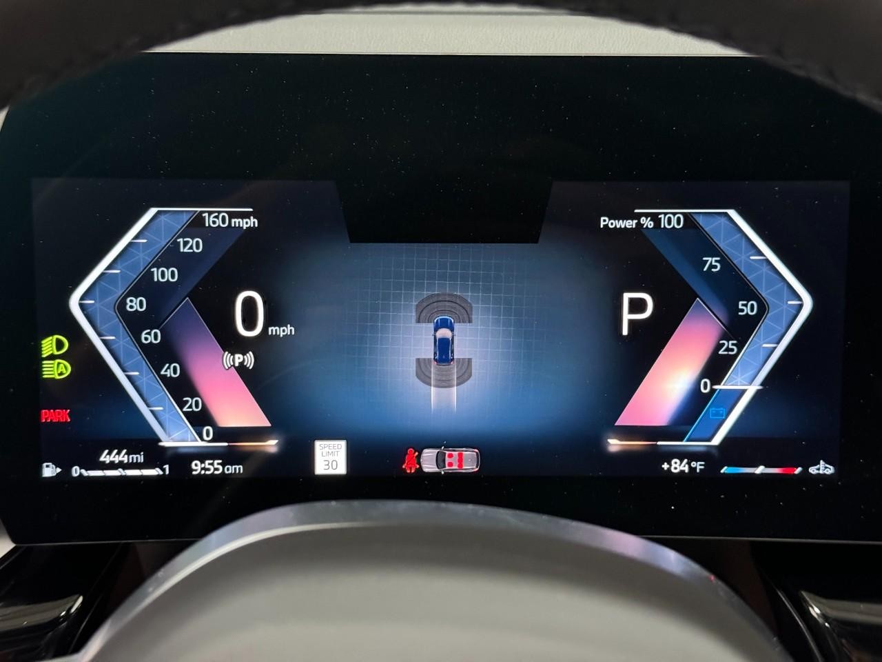 BMW X1 Vehicle Full-screen Gallery Image 32