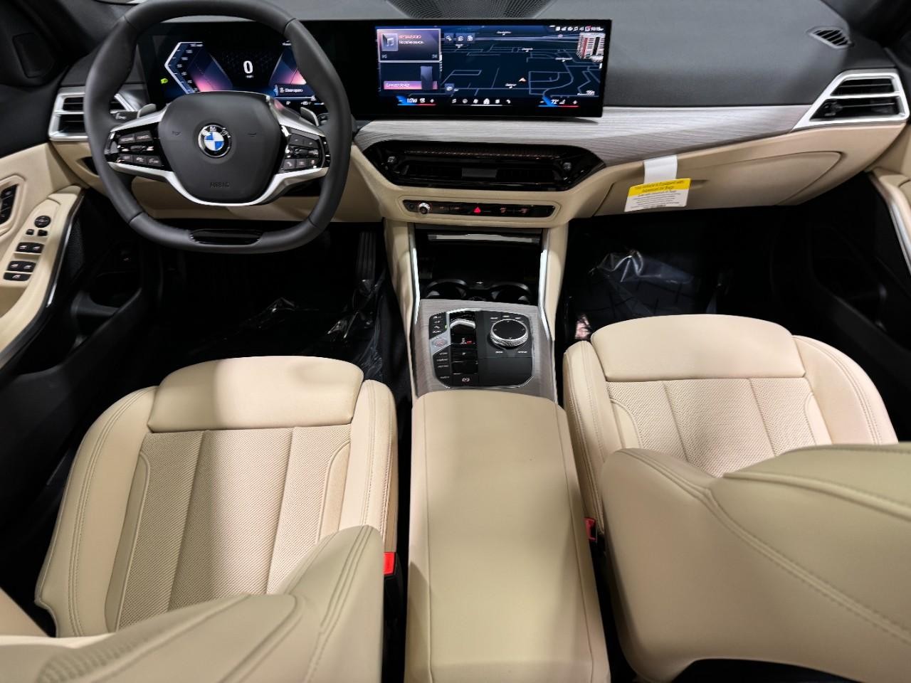 BMW 3 Series Vehicle Full-screen Gallery Image 13