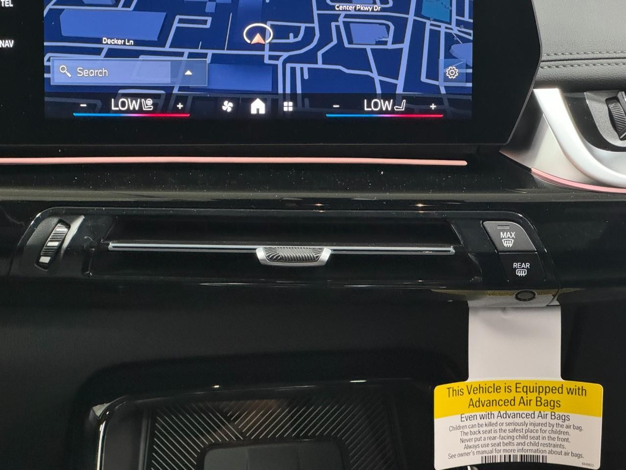 BMW X1 Vehicle Full-screen Gallery Image 15