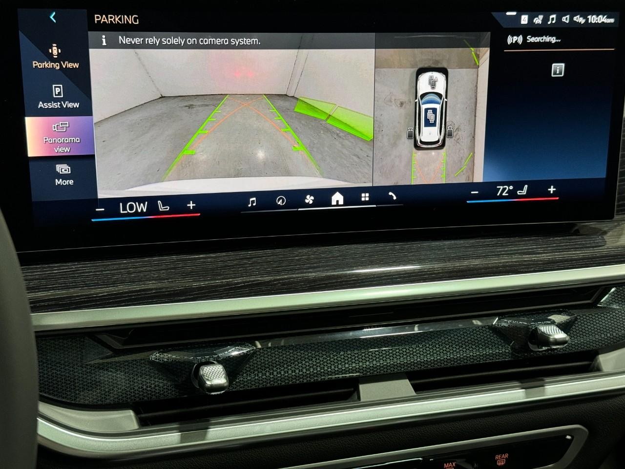 BMW X5 Vehicle Full-screen Gallery Image 34