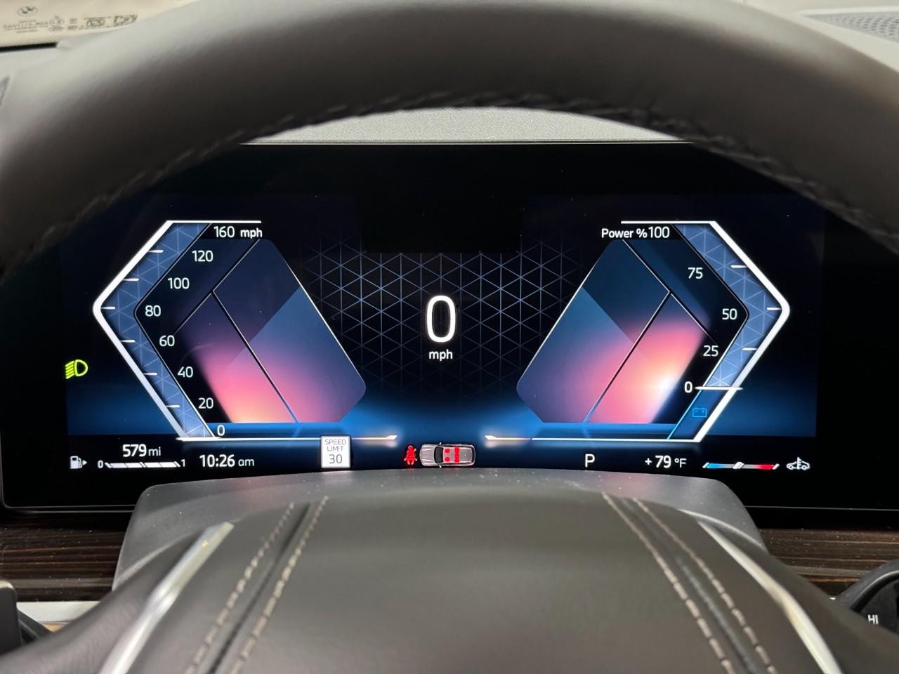 BMW X5 Vehicle Full-screen Gallery Image 33