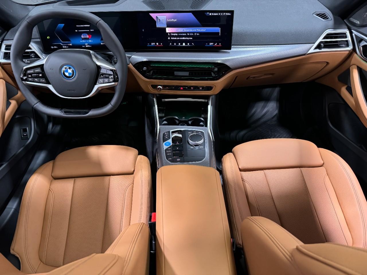 BMW i4 Vehicle Full-screen Gallery Image 13