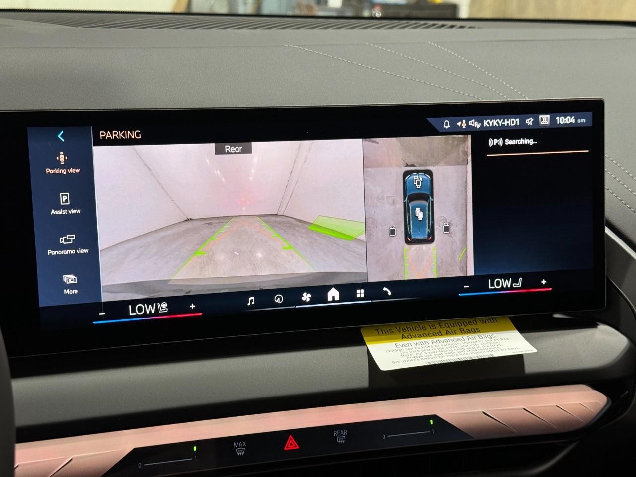 BMW X3 Vehicle Full-screen Gallery Image 29