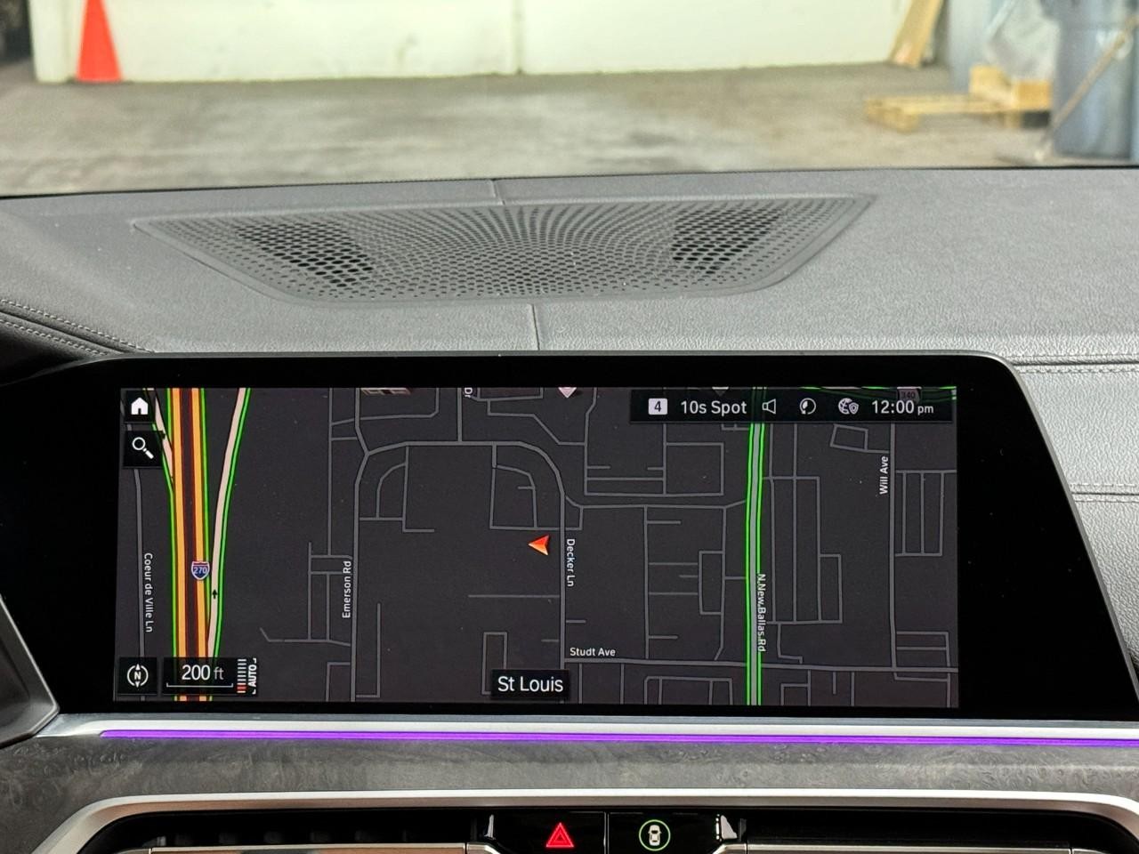 BMW X5 Vehicle Full-screen Gallery Image 14