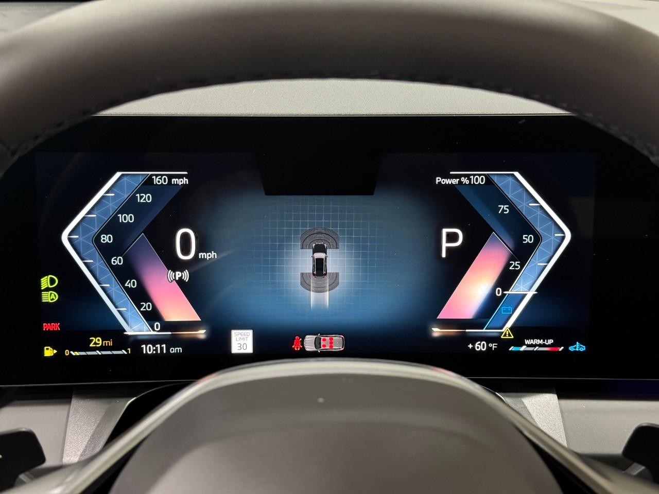 BMW X3 Vehicle Full-screen Gallery Image 29