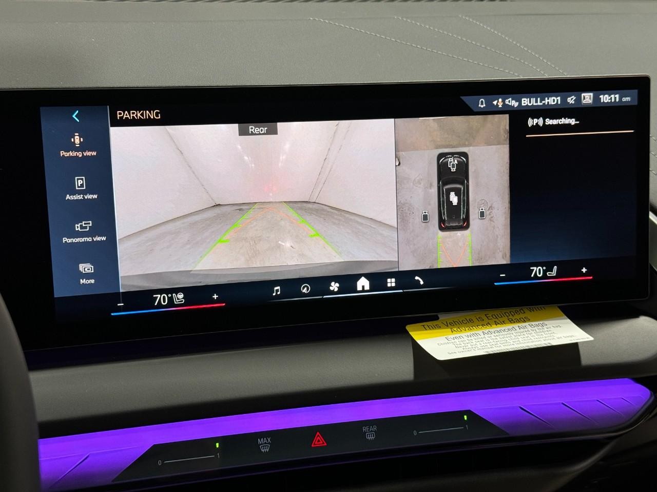 BMW X3 Vehicle Full-screen Gallery Image 30