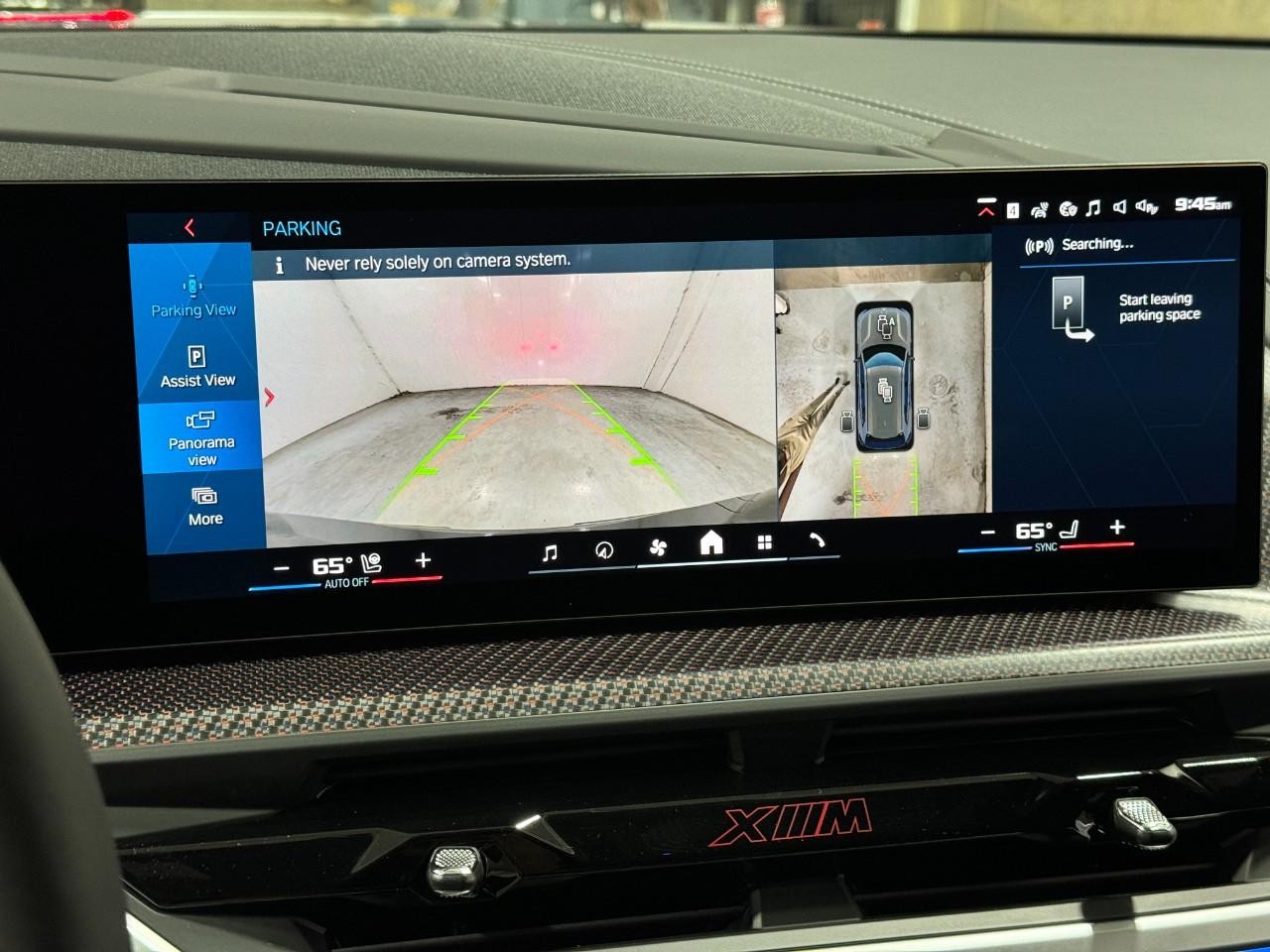 BMW XM Vehicle Full-screen Gallery Image 34