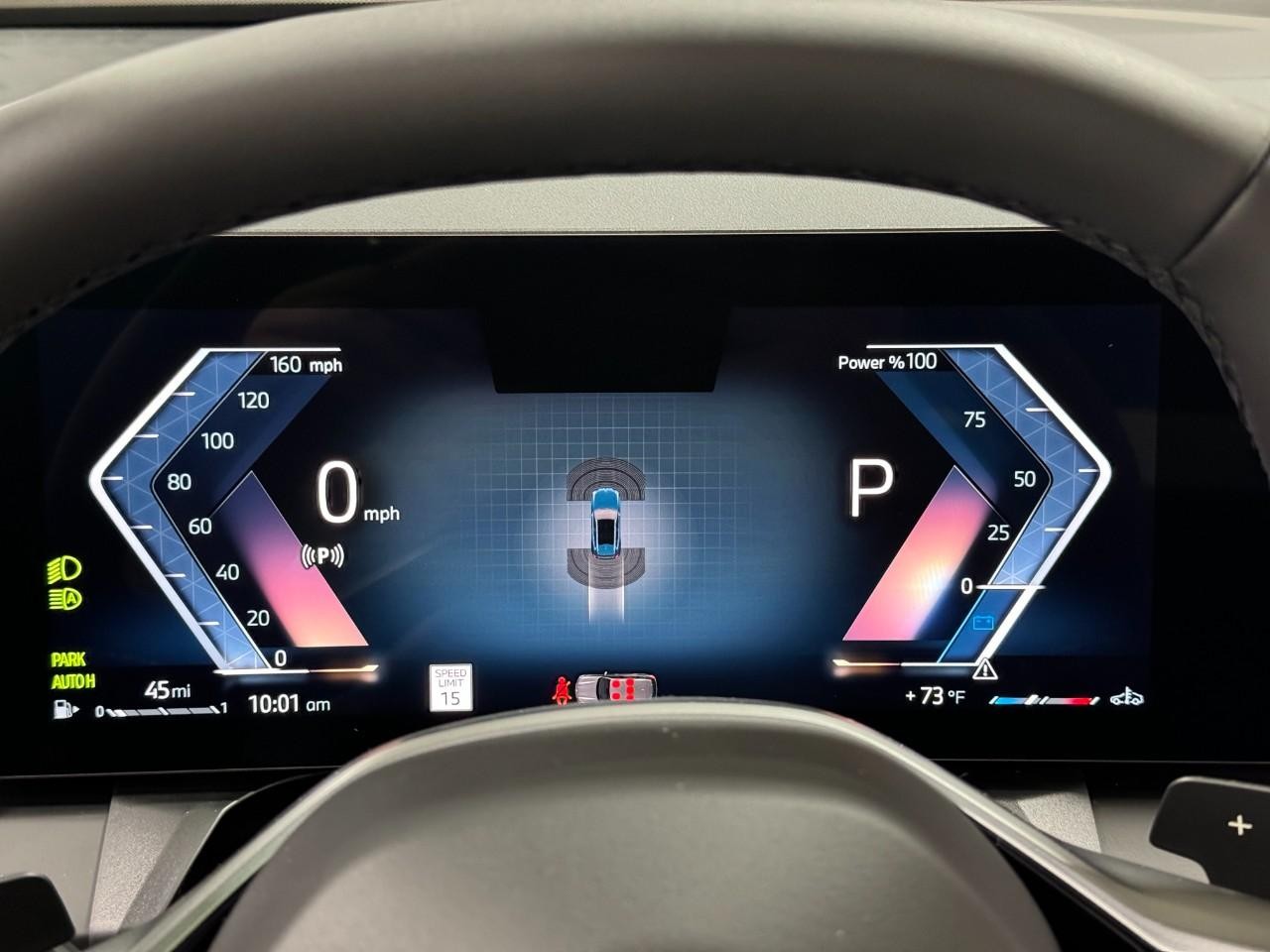 BMW X3 Vehicle Full-screen Gallery Image 30