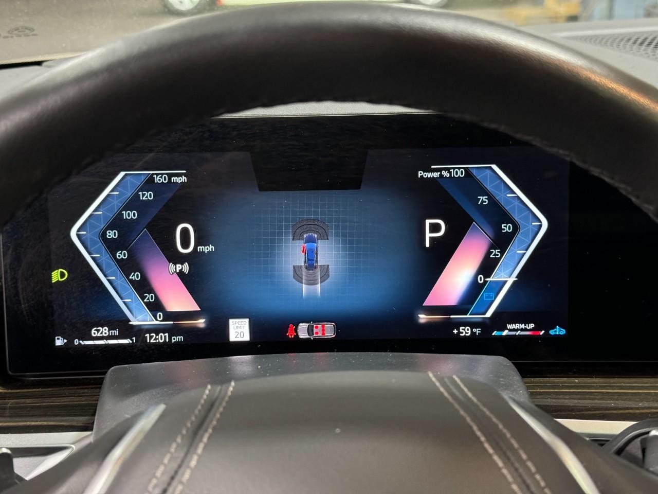 BMW X7 Vehicle Full-screen Gallery Image 37