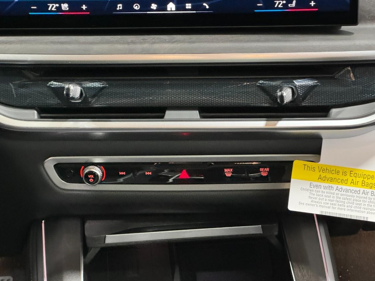 BMW X5 Vehicle Full-screen Gallery Image 16