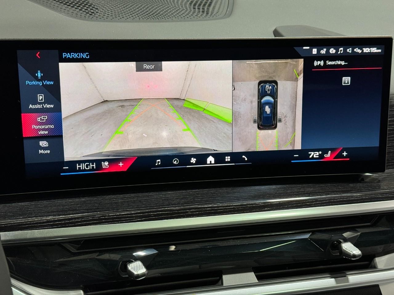 BMW X5 Vehicle Full-screen Gallery Image 34