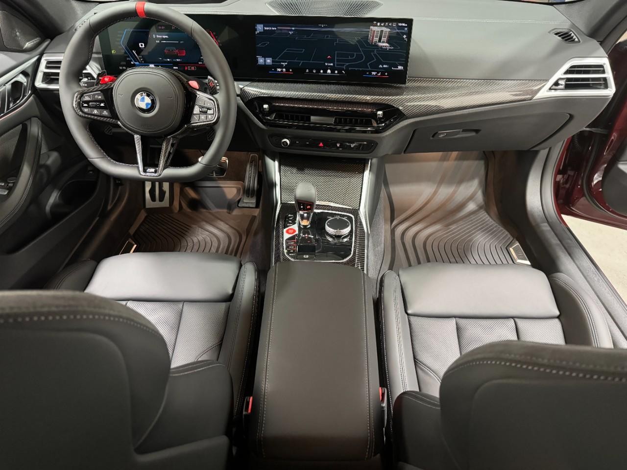 BMW M4 Vehicle Full-screen Gallery Image 11